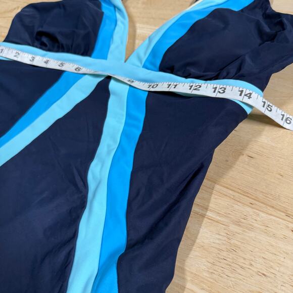Miraclesuit NWT Spectra Trilogy One Piece Swimsuit Colorblock Size 16 Blue Black - Picture 8 of 11